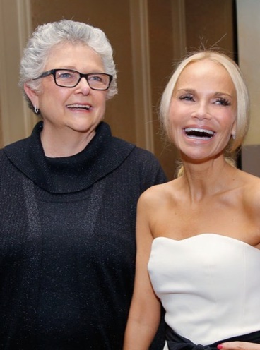 Jerry Chenoweth's wife and daughter.